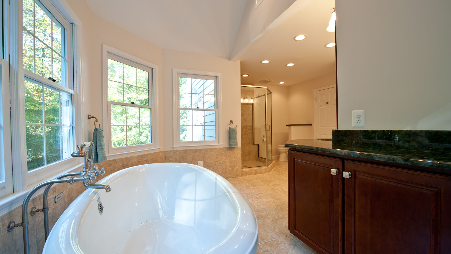 Bath 82 Gallery