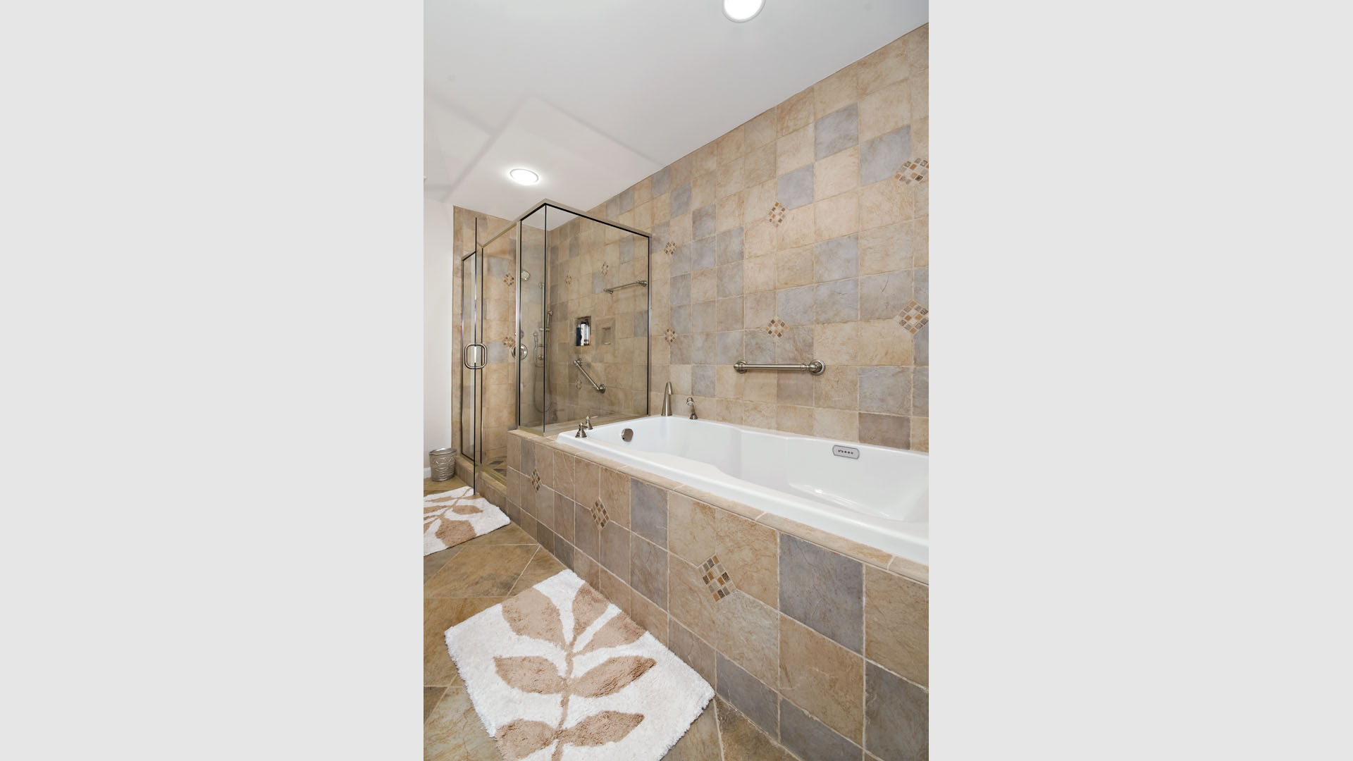 Bath 84 Gallery