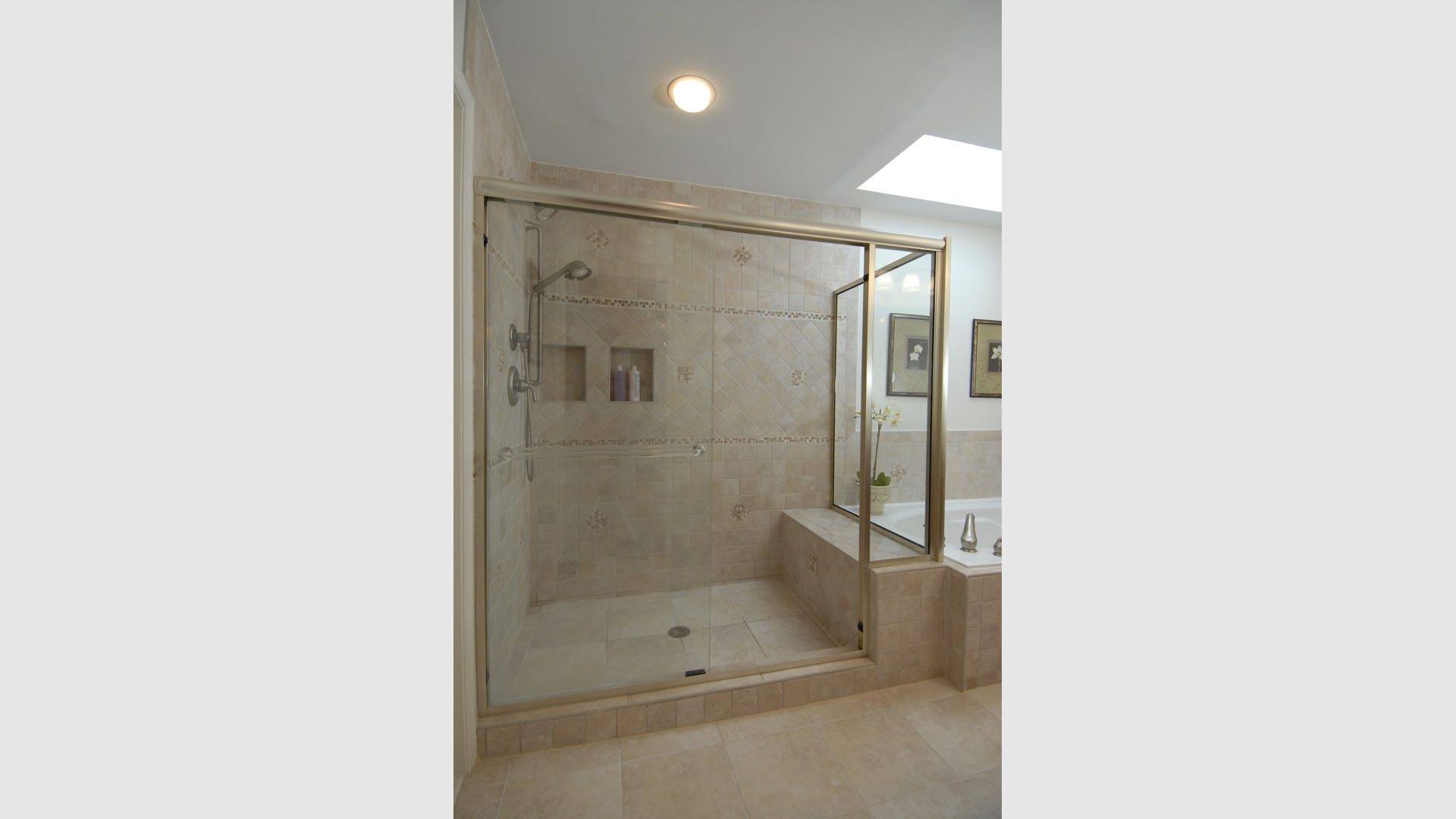 Bathroom 103a Gallery