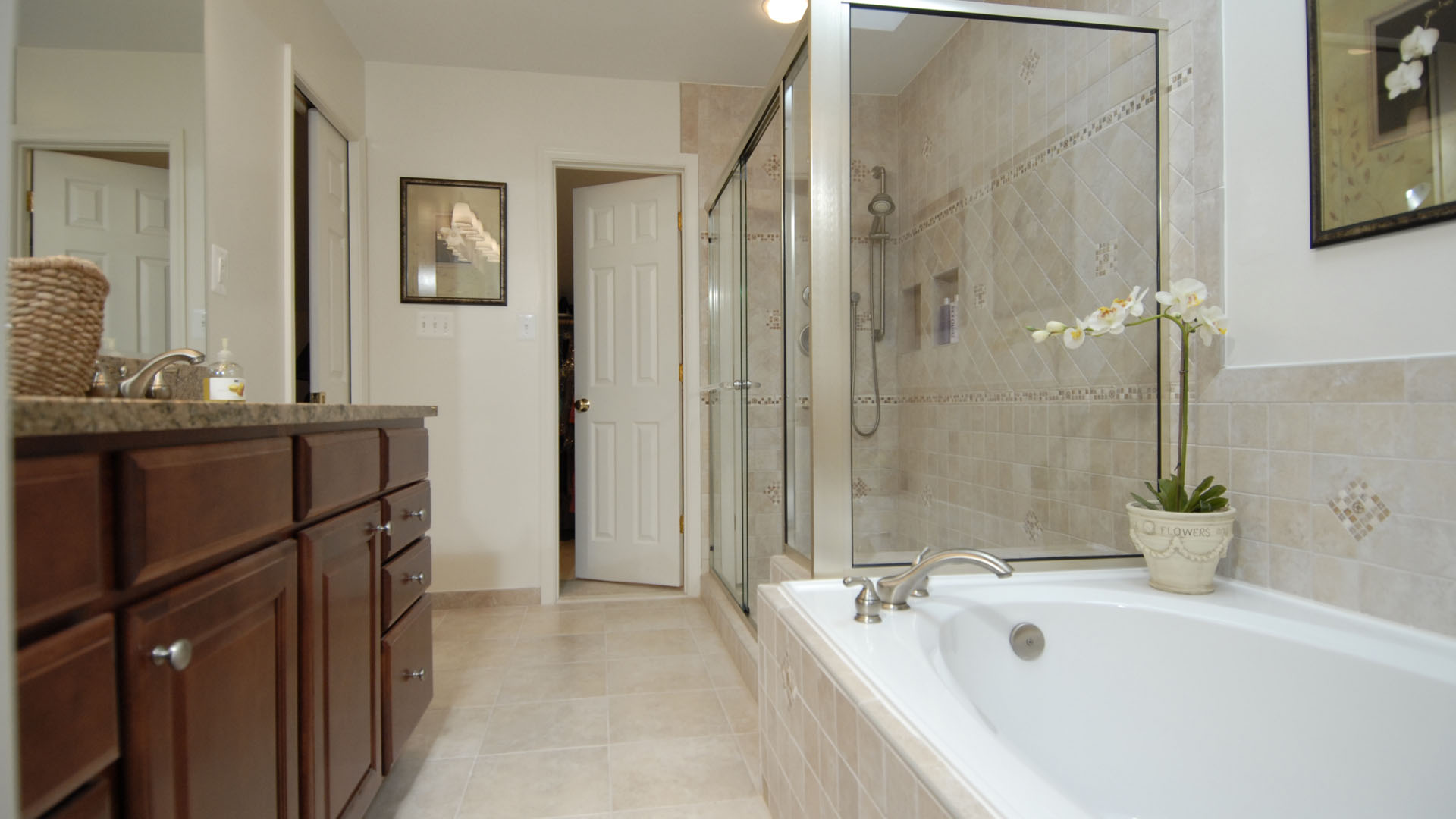 Bathroom 103a Gallery