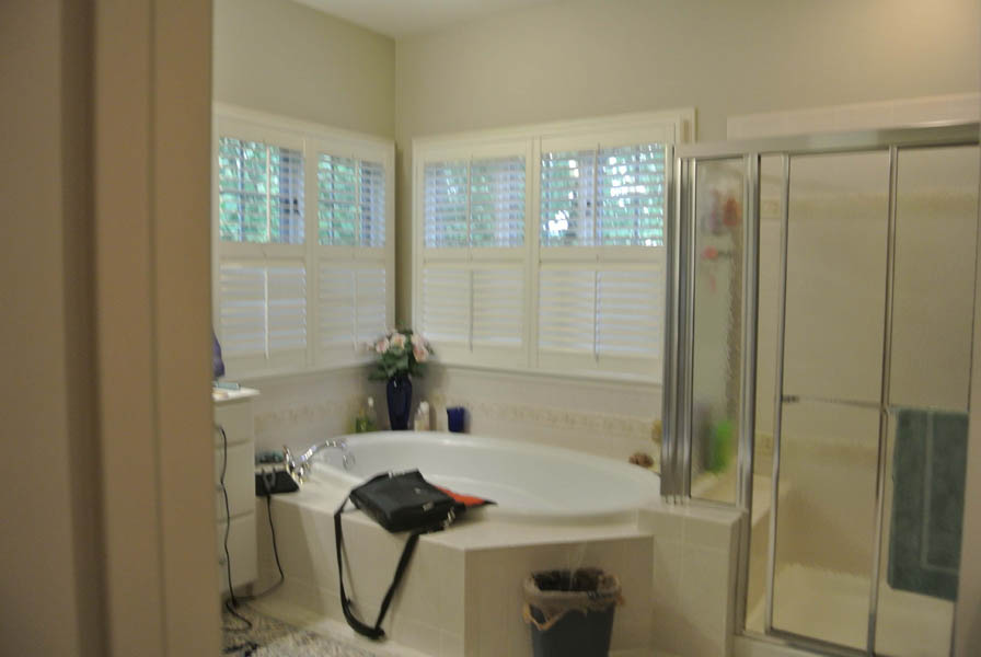 BATHROOM-407