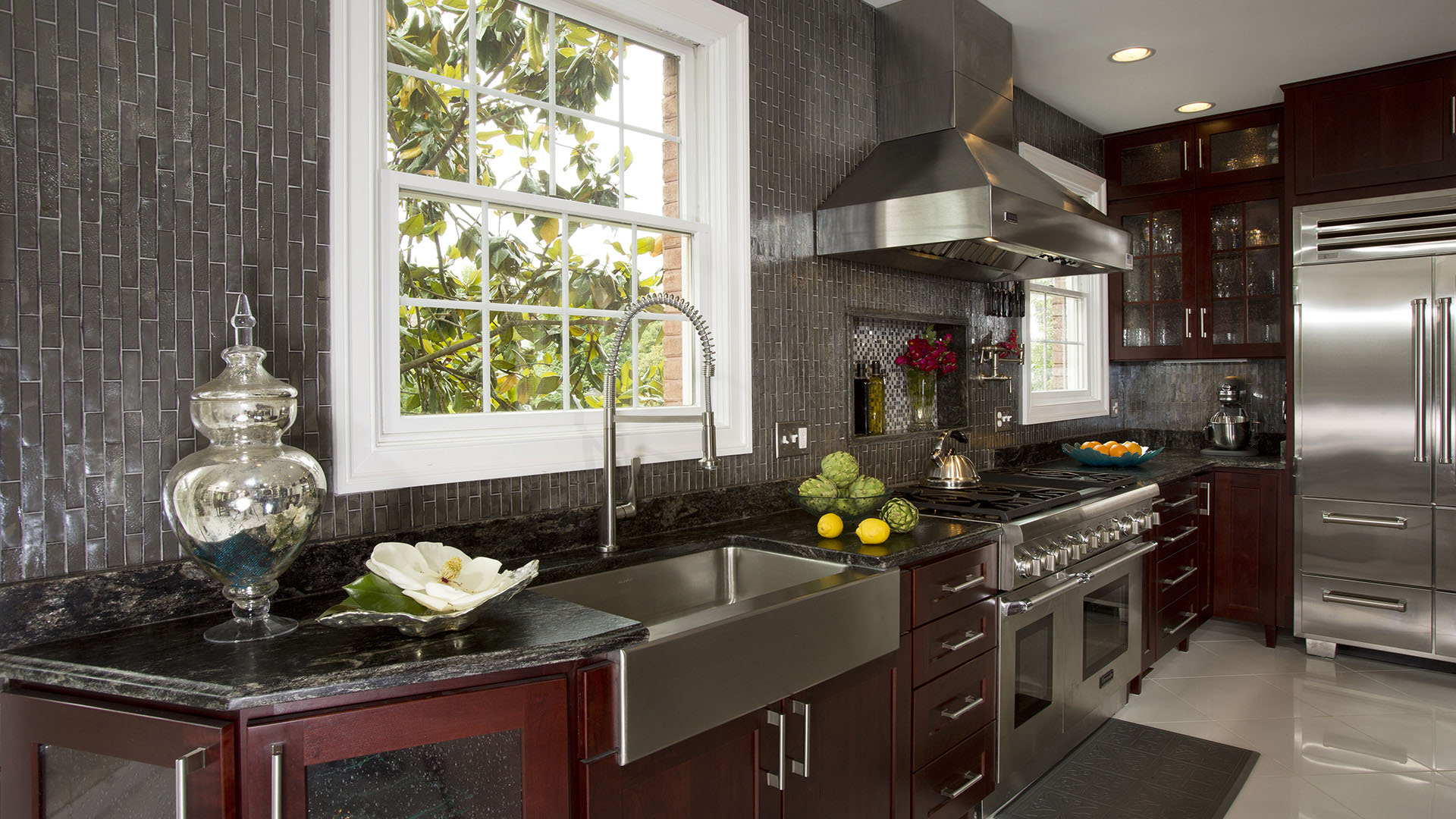 NARI Capital CotY, Honorable Mention Award Winner, Residential Kitchen $50,000 to $100,000