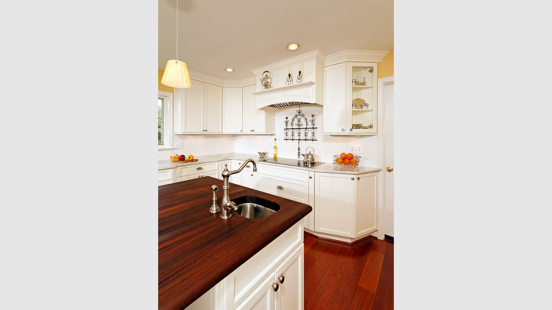 2012 NARI Capital CotY, Finalist Award Winner, Residential Kitchen $50,000 to $100,000