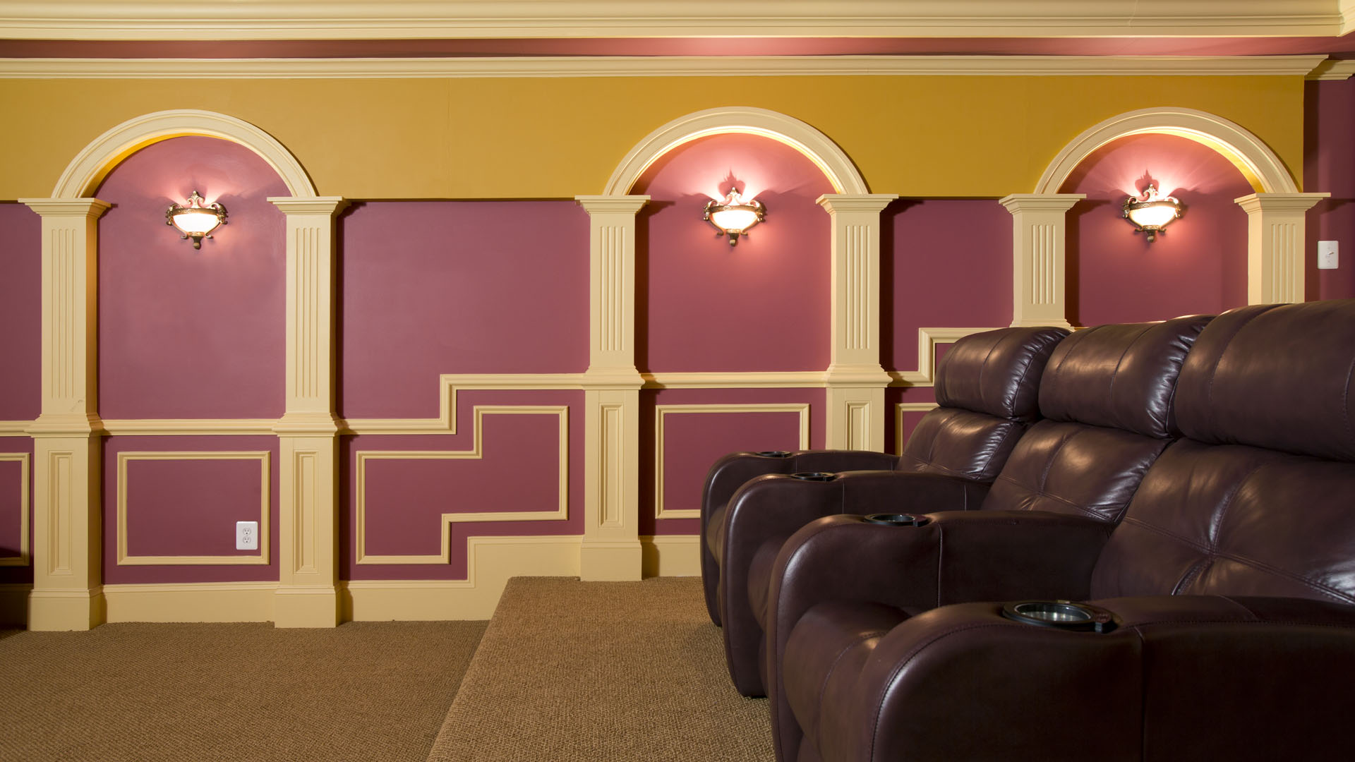 Ravi theatre wall