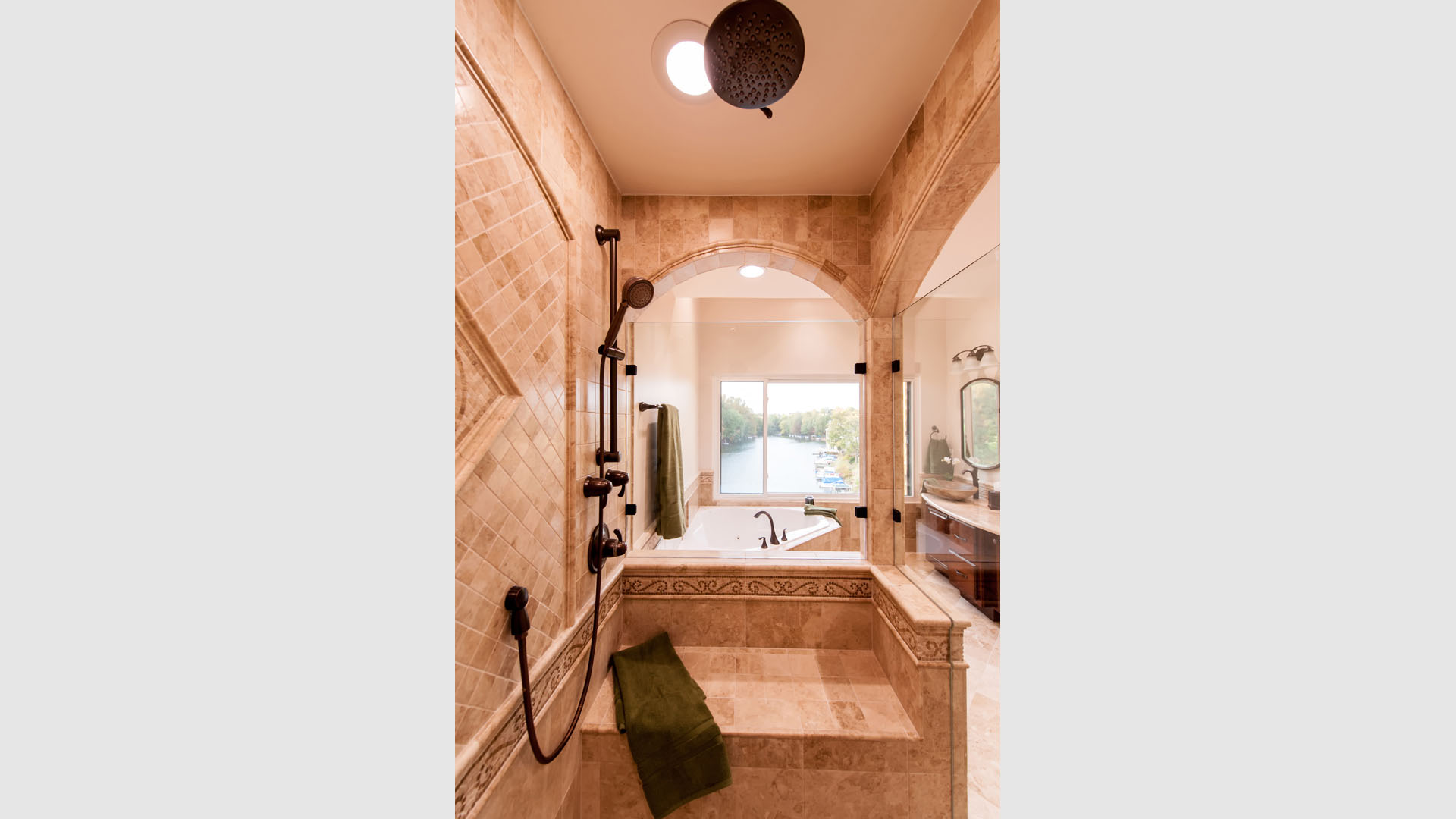 BATHROOM-408