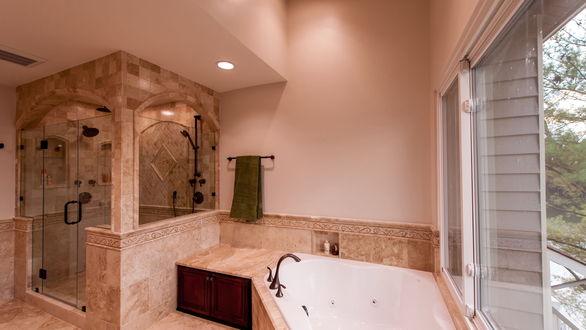 BATHROOM-408