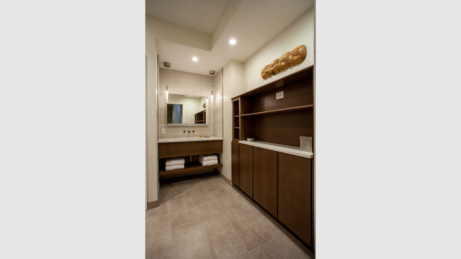 BATHROOM-409