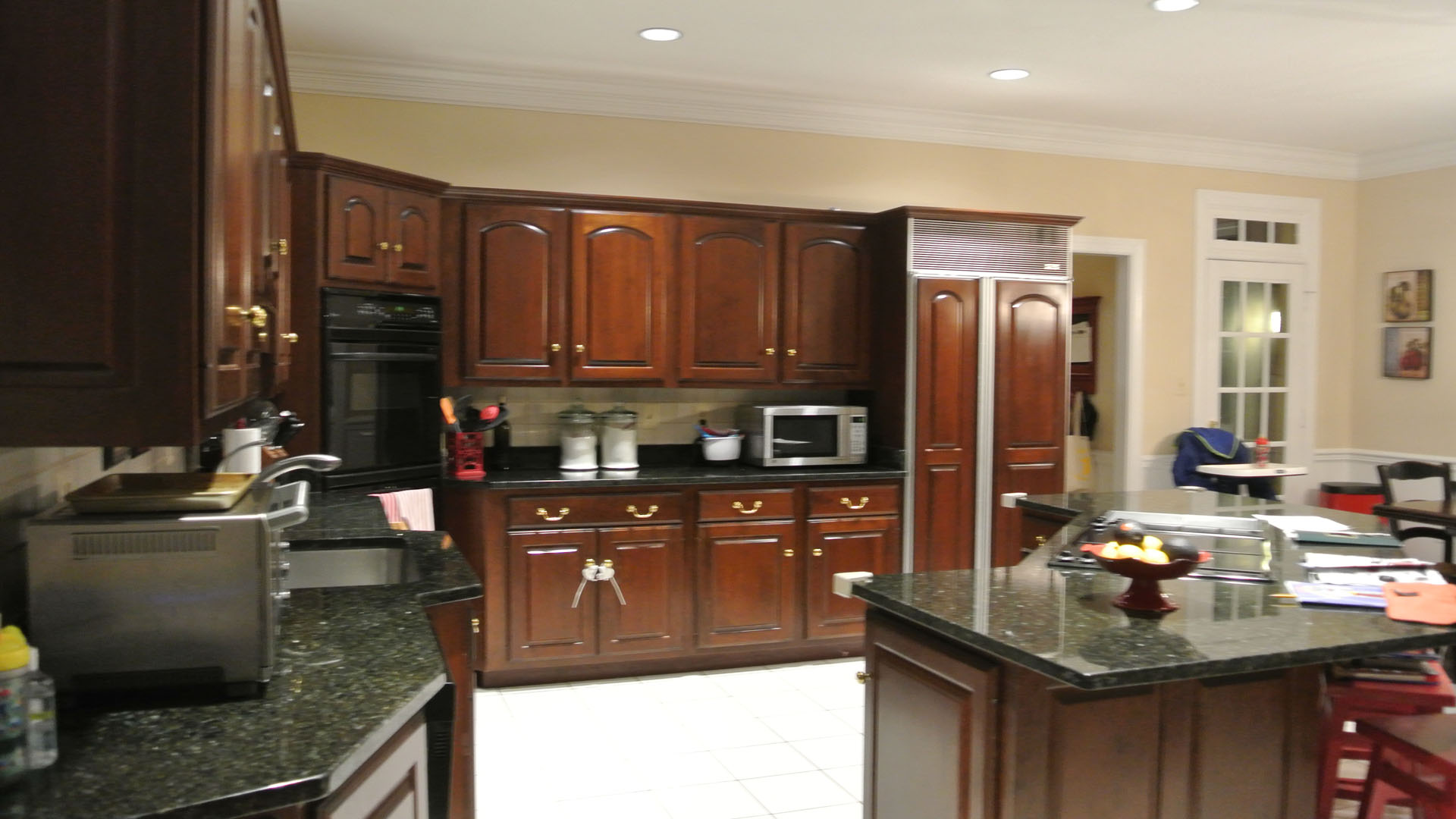 2015 CHRYSALIS AWARD SOUTH REGION WINNER, RESIDENTIAL KITCHEN REMODEL OVER $150,000