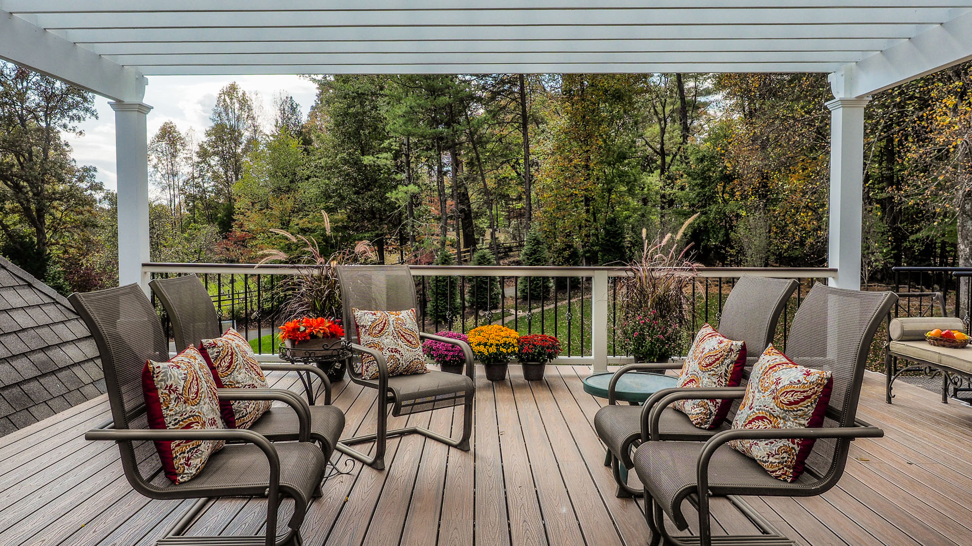 2015 National NARI CotY Southeast Regional Award Winner, Residential Exterior $100,000 to $200,000