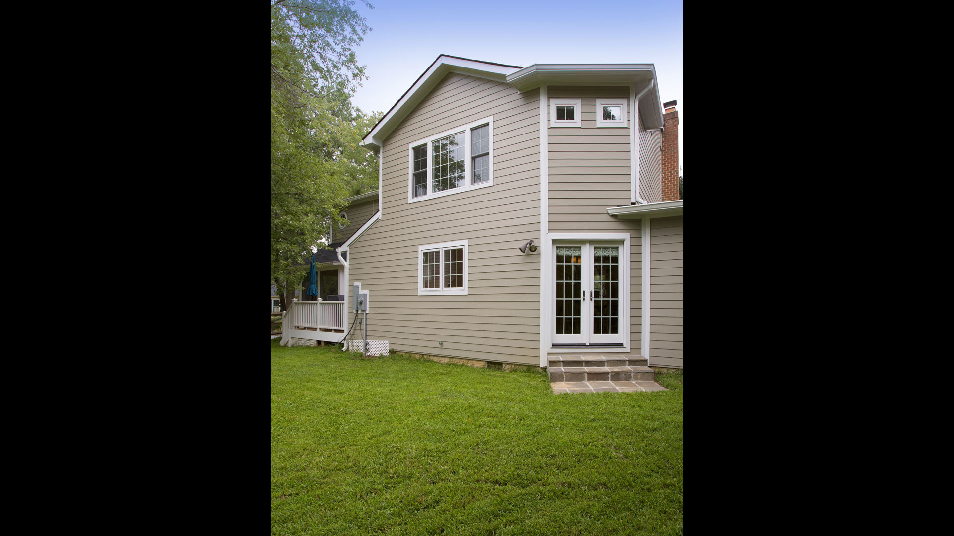 2015 National NARI CotY Southeast Regional Award Winner, Entire House $250,000 to $500,000
