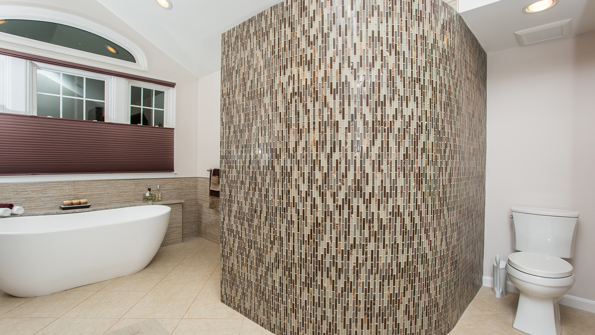 2016 National NARI CotY Southeast Regional Award Winner, Residential Bath $50,001 to $75,000