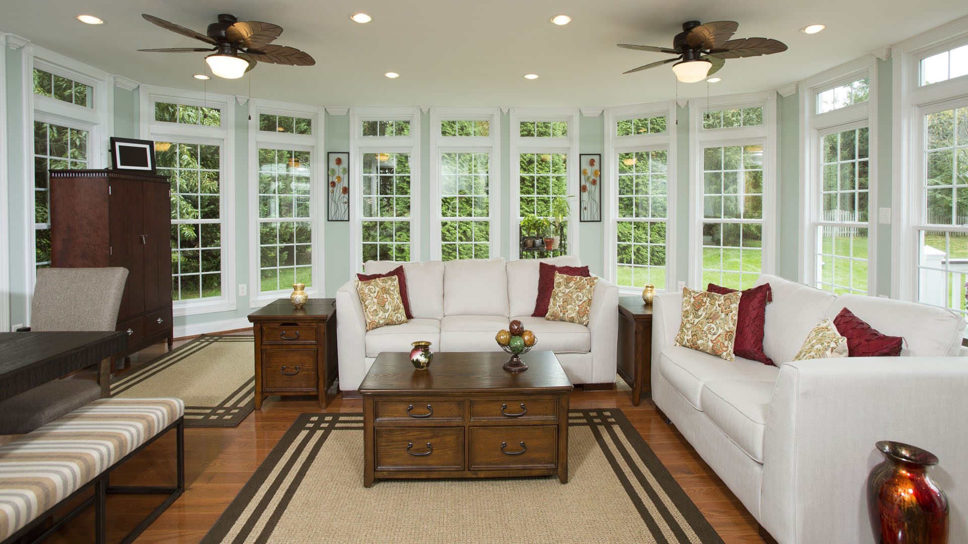 2016 National NARI CotY  Southeast Regional Award Winner, Residential Exterior $100,000 to $200,000