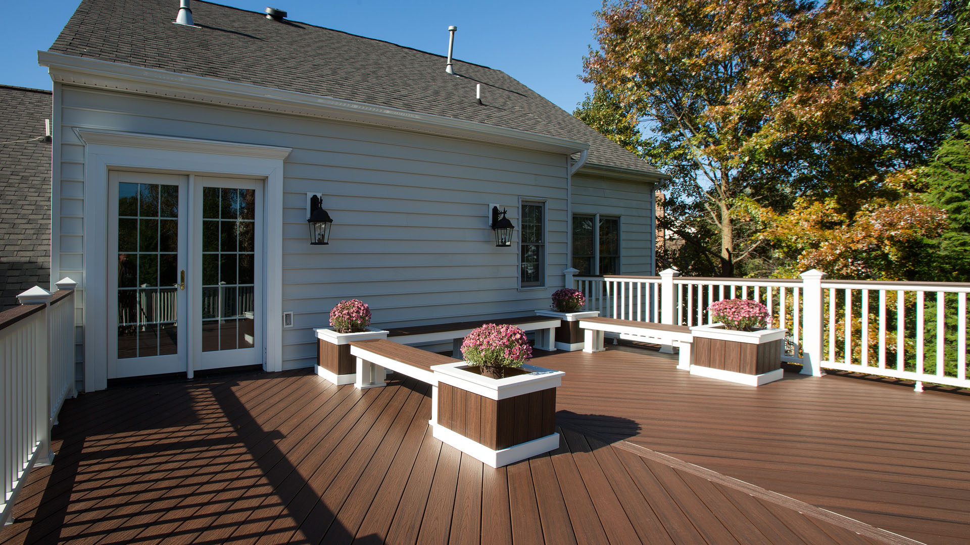 2016 National NARI CotY  Southeast Regional Award Winner, Residential Exterior $100,000 to $200,000