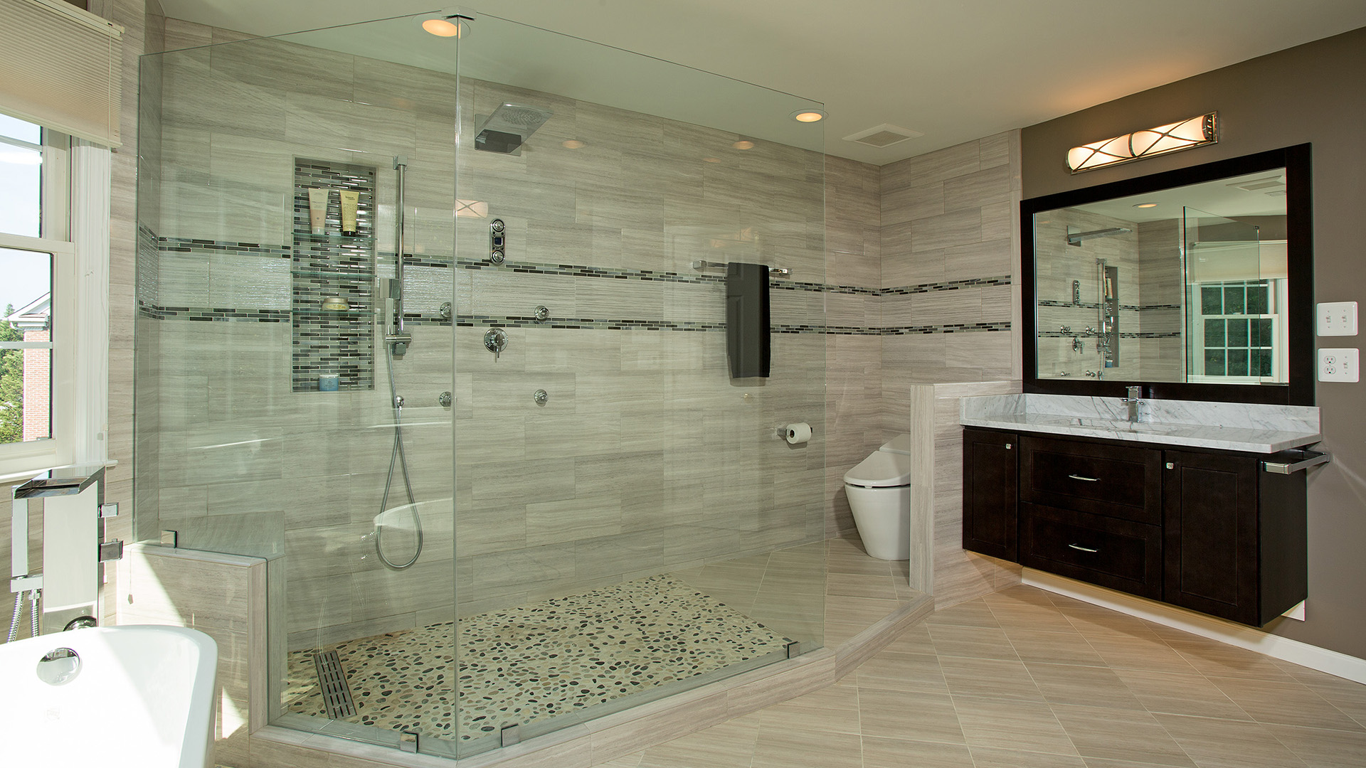2017 National NARI Contractor of the Year Winner, Residential Bath $25,000 to $50,000