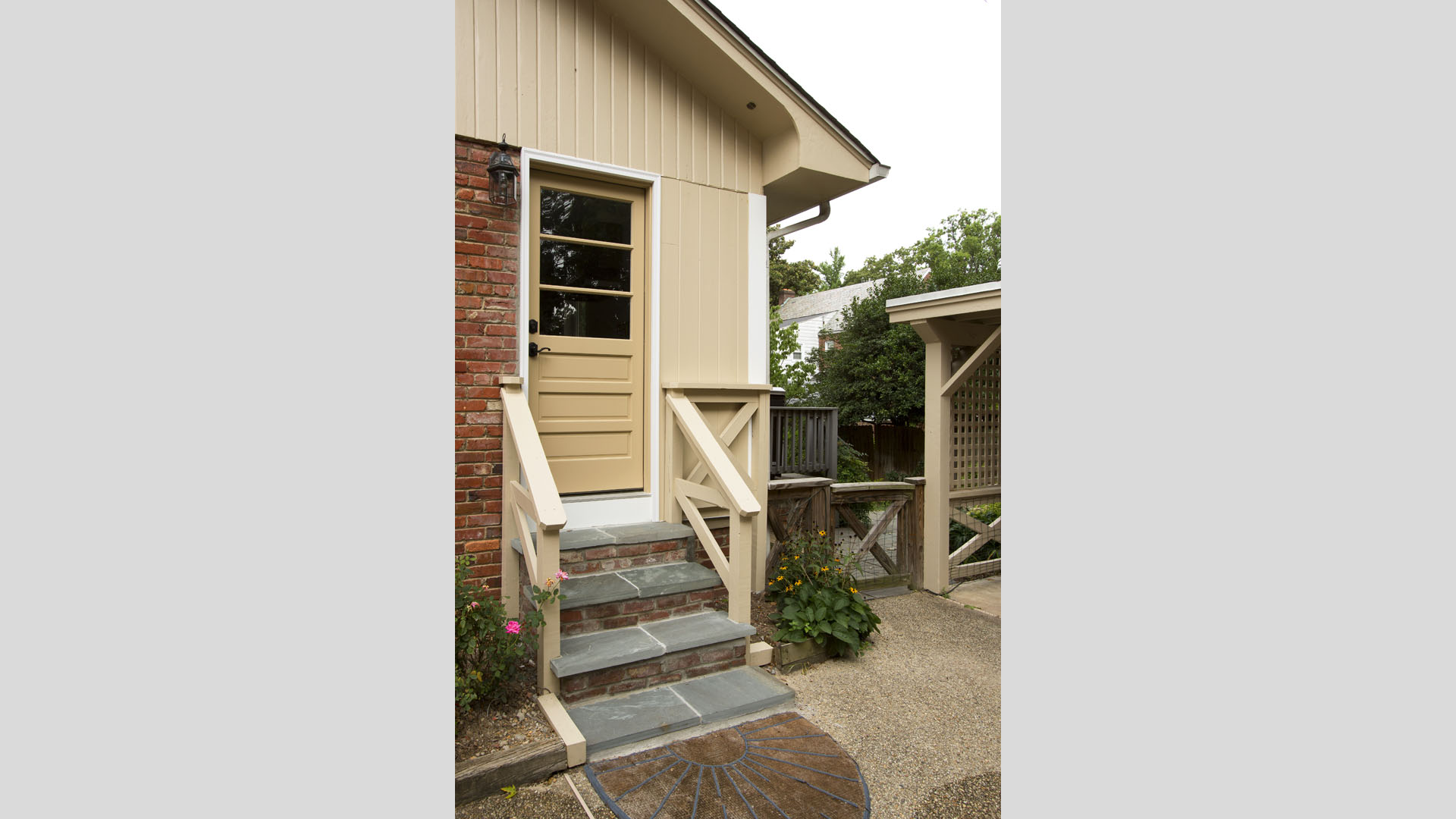 Carruth rear steps