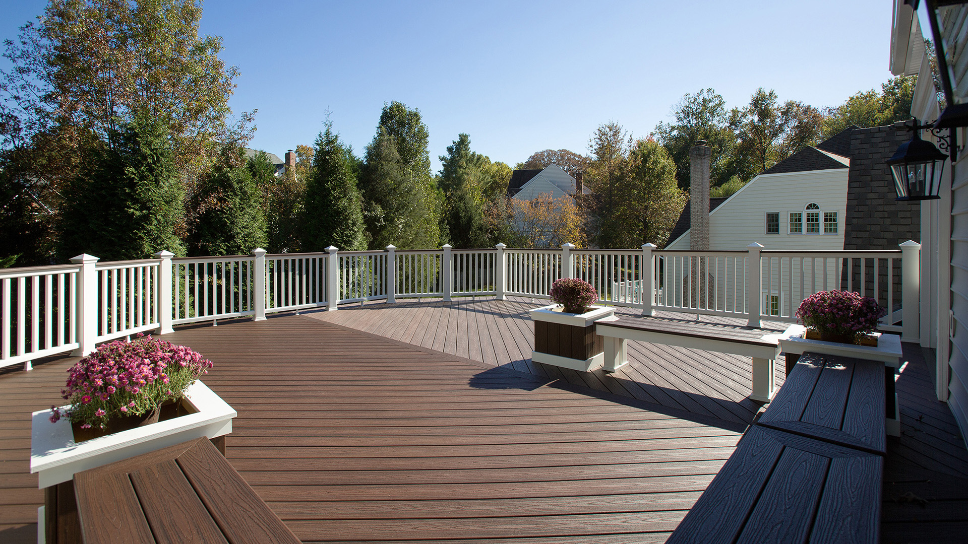 Sarrdana up deck