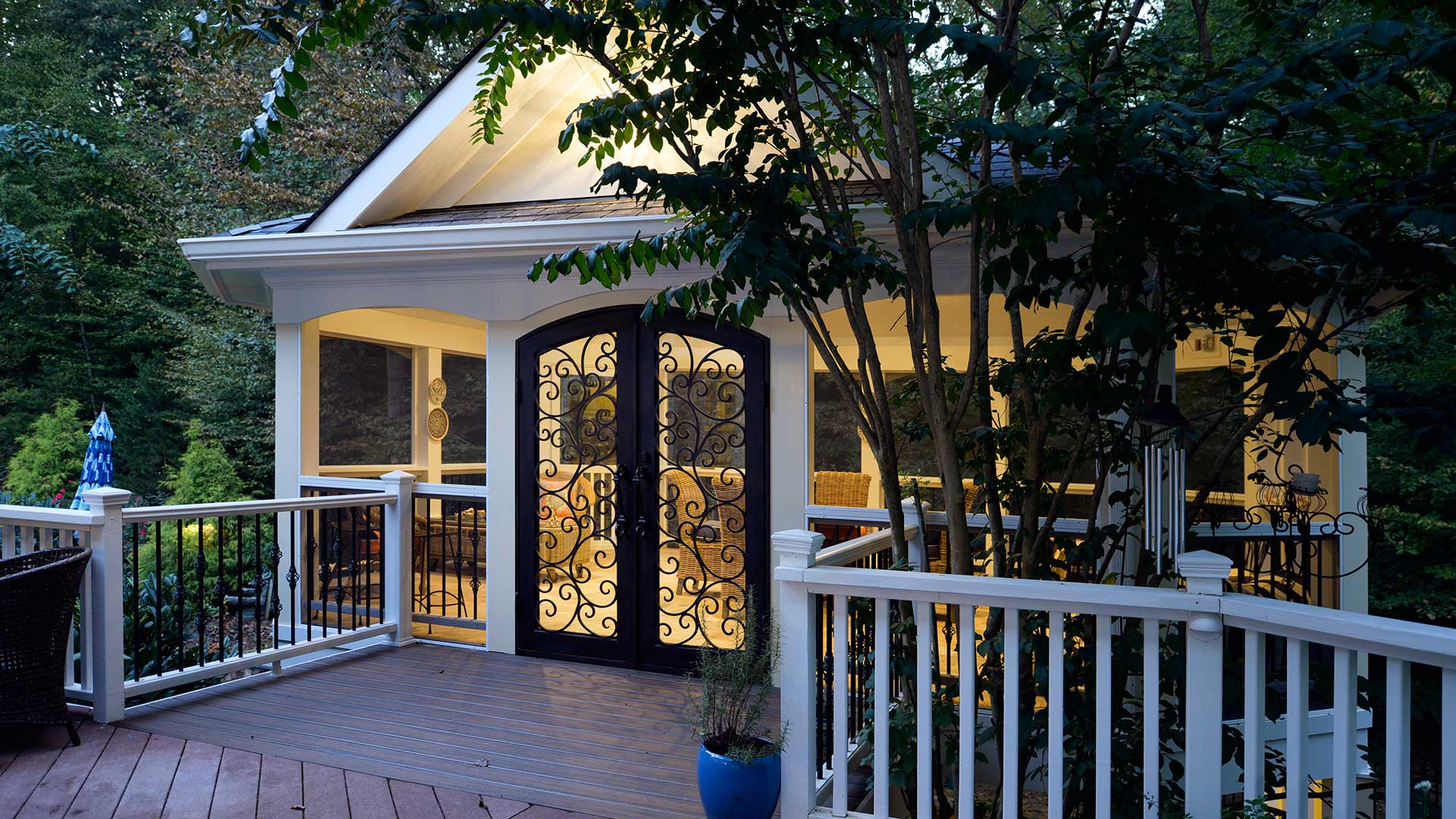 2016 NARI Capital CotY Grand Award Winner, Residential Exterior Under $100,000