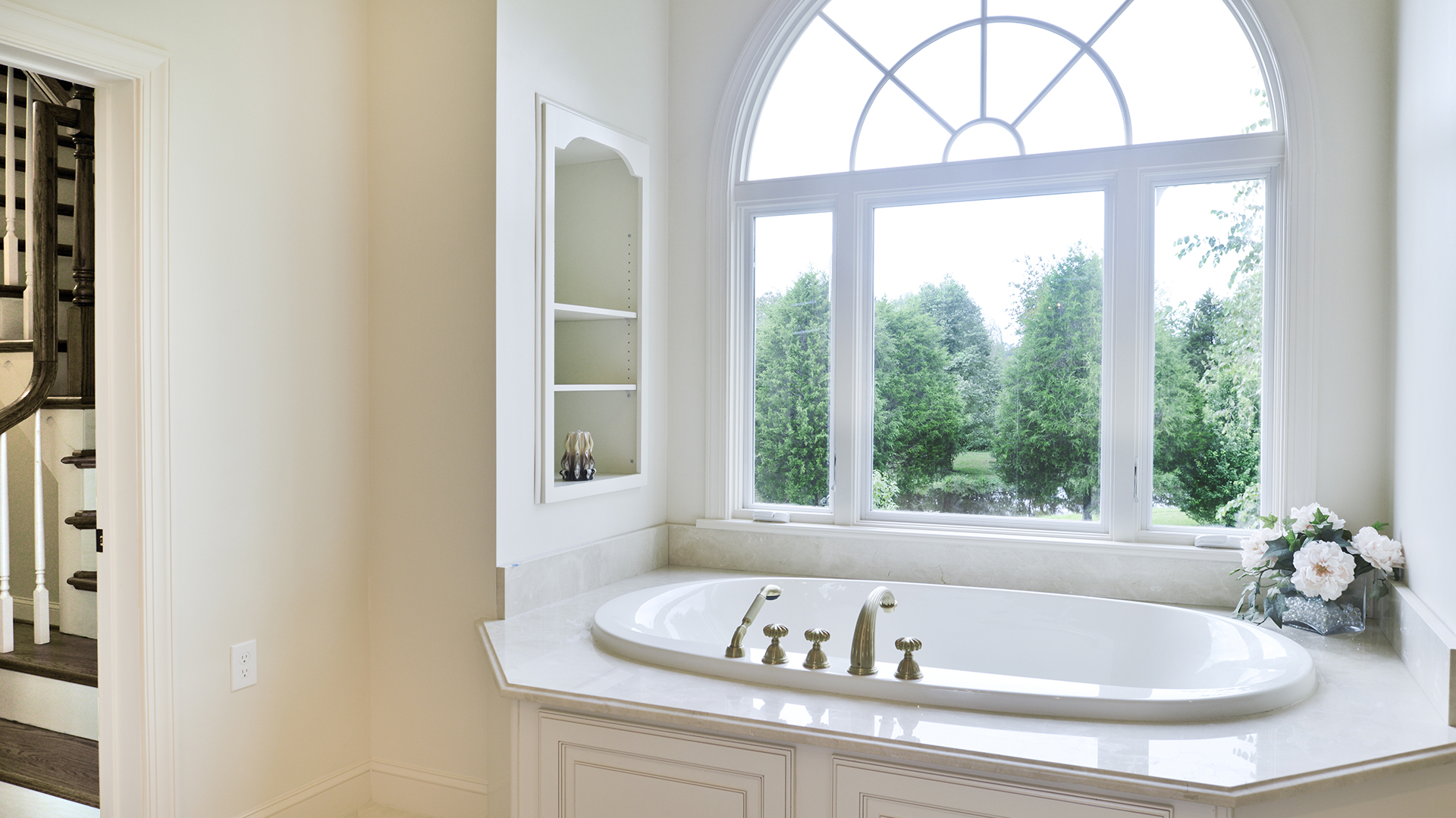 2018 NARI Capital CotY Grand Award Winner, Residential Bath Over $100,000