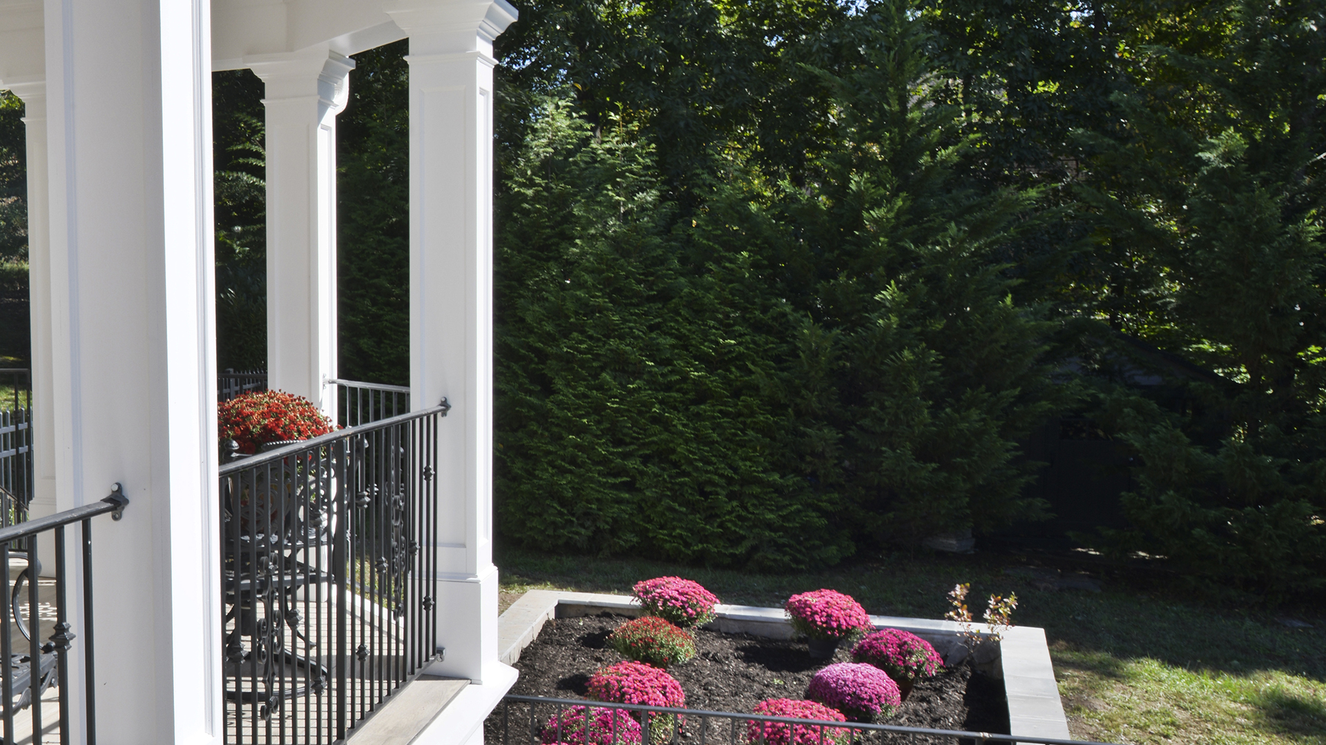 2018 NARI Capital CotY Merit Award Winner, Residential Exterior Over $200,000