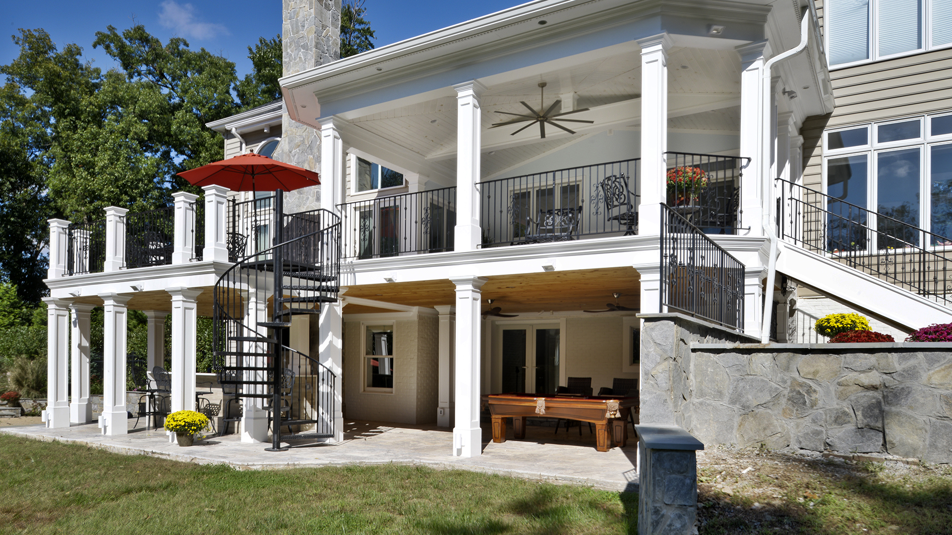 2018 NARI Capital CotY Merit Award Winner, Residential Exterior Over $200,000
