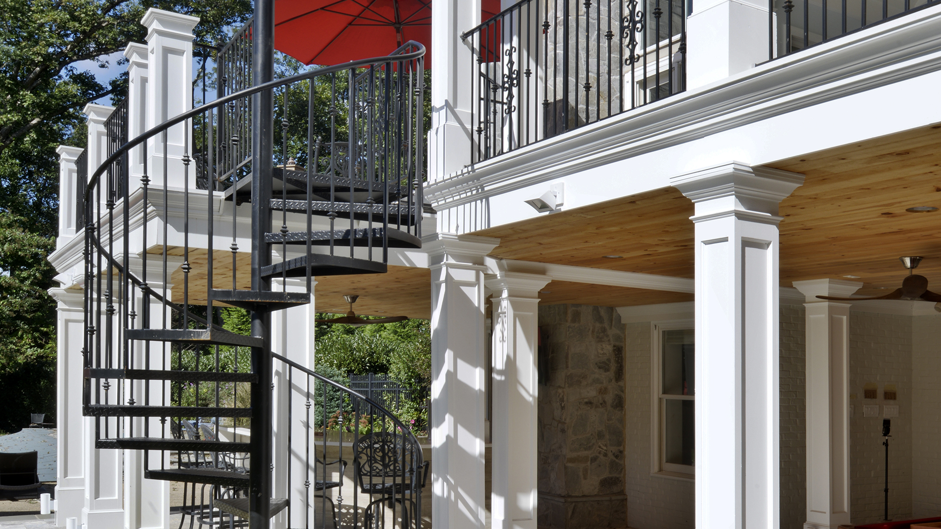 2018 NARI Capital CotY Merit Award Winner, Residential Exterior Over $200,000