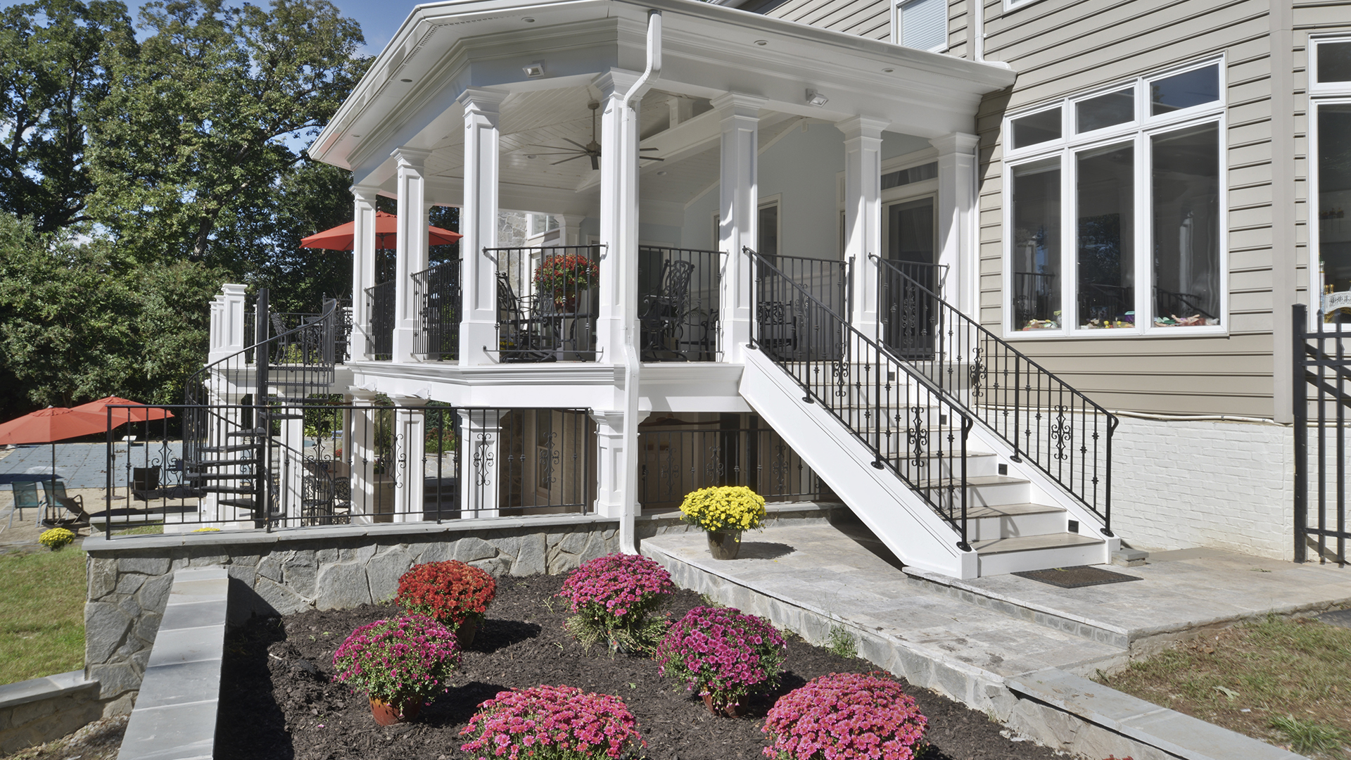 2018 NARI Capital CotY Merit Award Winner, Residential Exterior Over $200,000