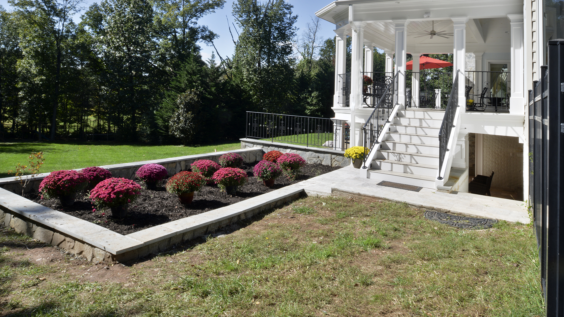 2018 NARI Capital CotY Merit Award Winner, Residential Exterior Over $200,000