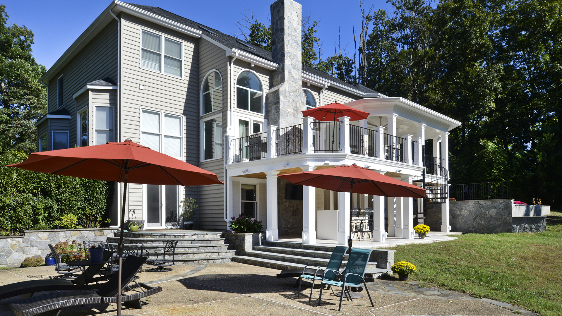 2018 NARI Capital CotY Merit Award Winner, Residential Exterior Over $200,000