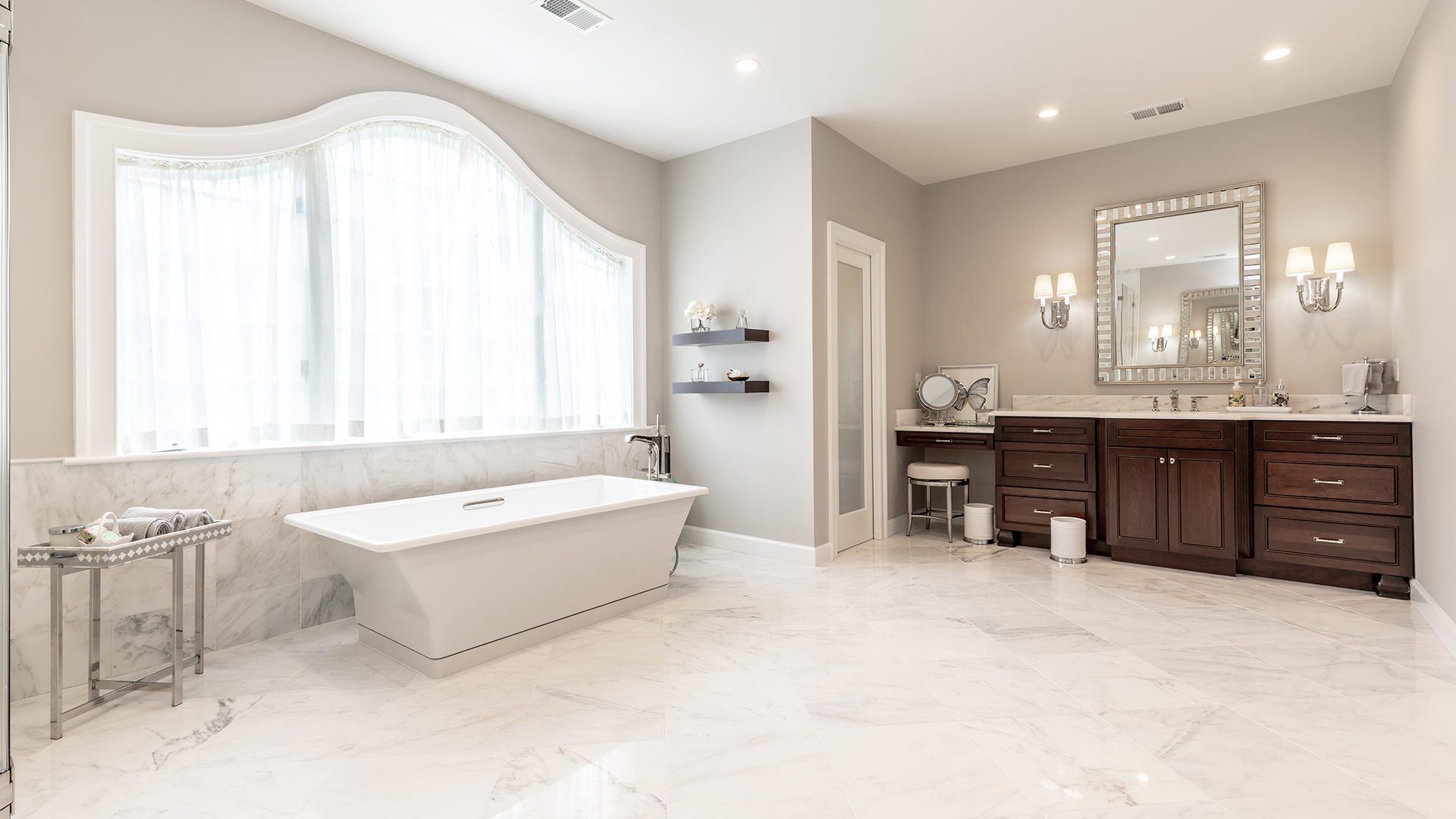 2020 NARI Capital CotY Grand Award Winner, Residential Bath Over $100,000