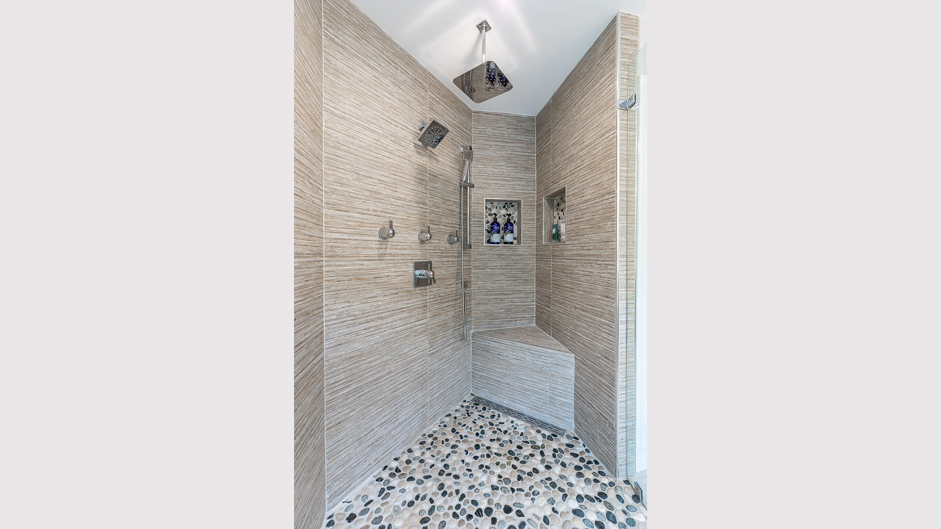 Bathroom – 2106