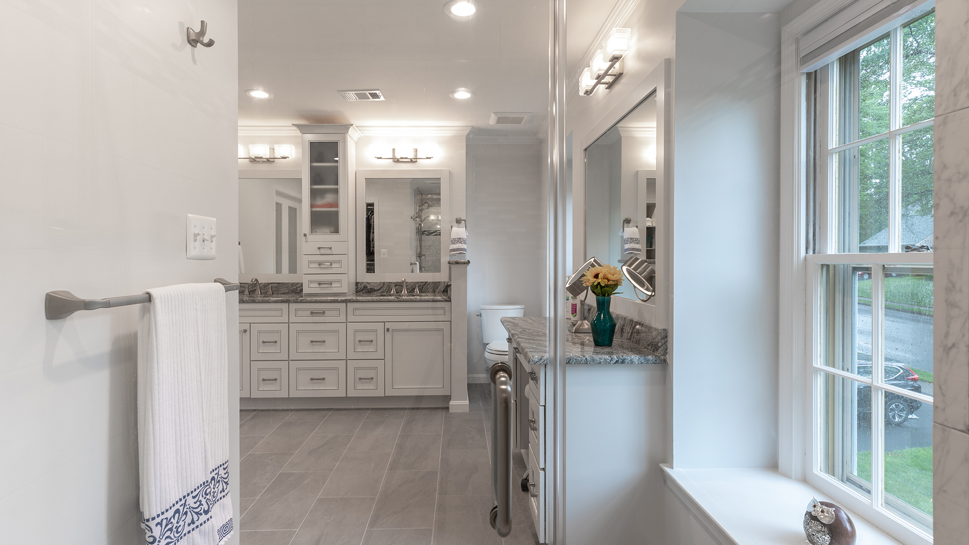 Featured Bathroom - 2101