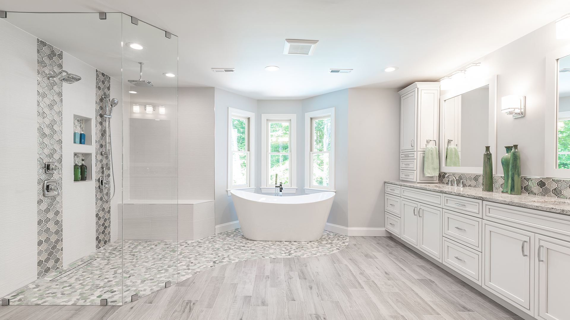 Featured Bathroom - 2102