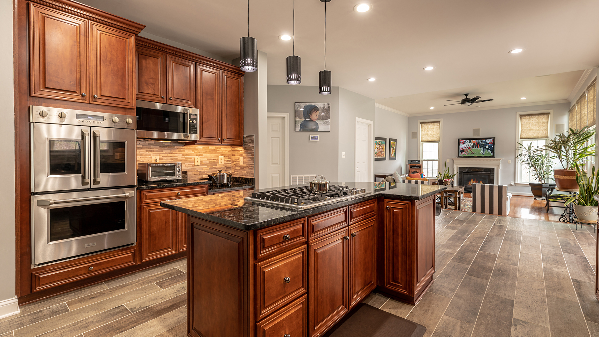 Kitchen and Bath 2101 featured