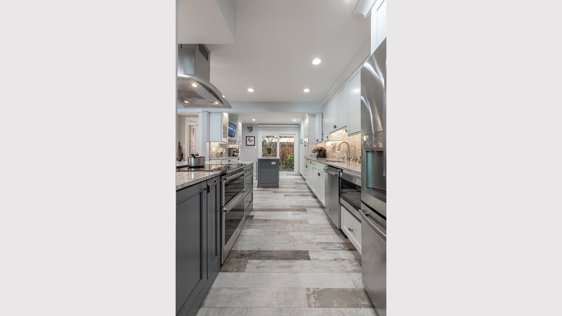 2021 Qualified Remodeler, Master Design Awards, Bronze, Kitchen Below $75,000