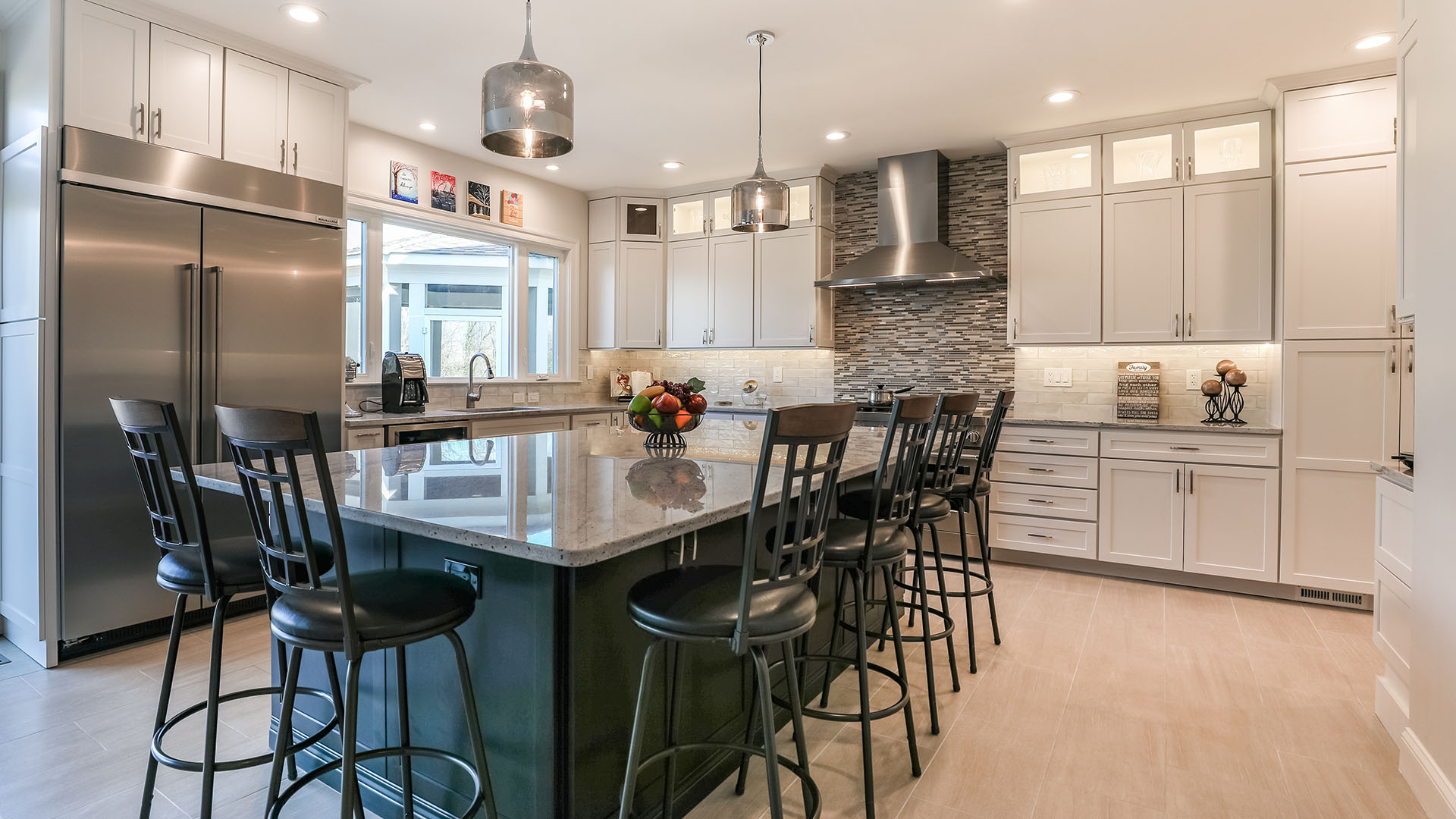 Kitchen - 2211 - Featured