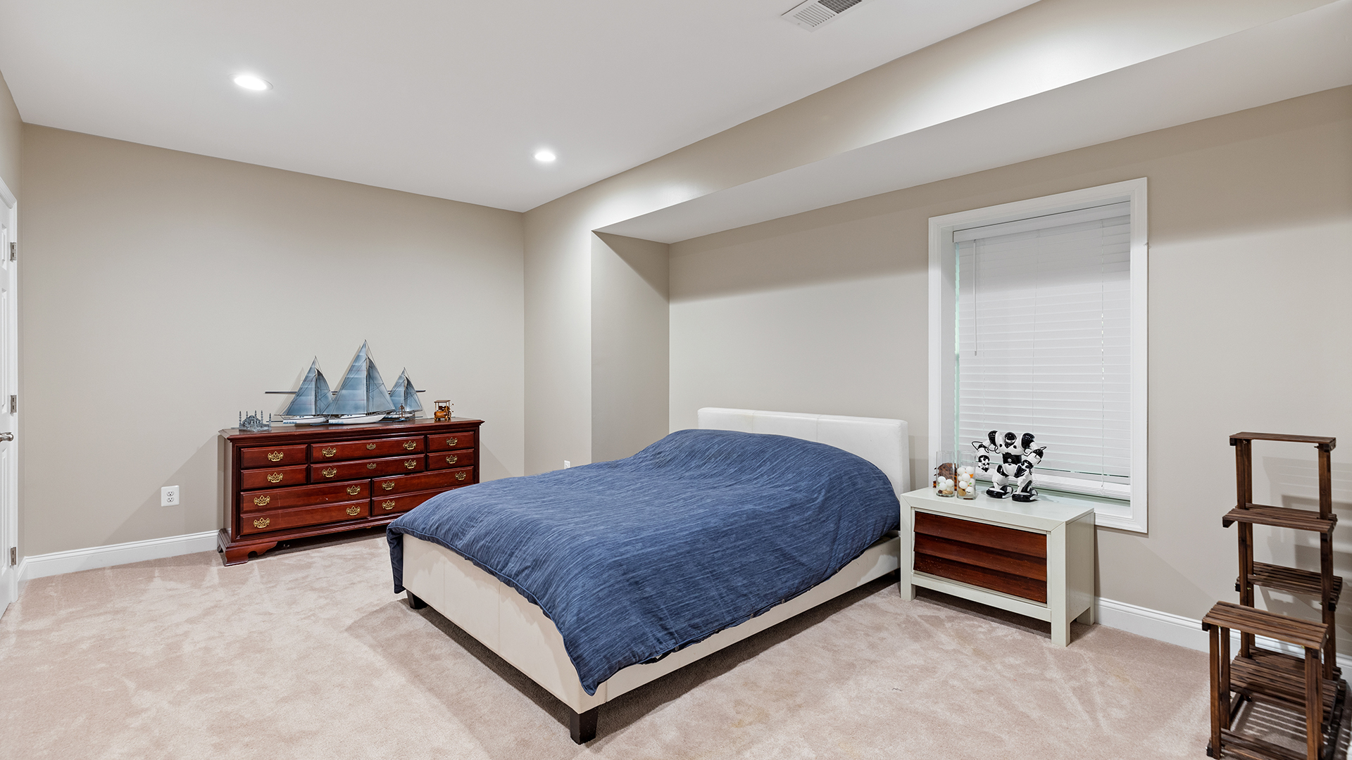 Basement – 2302