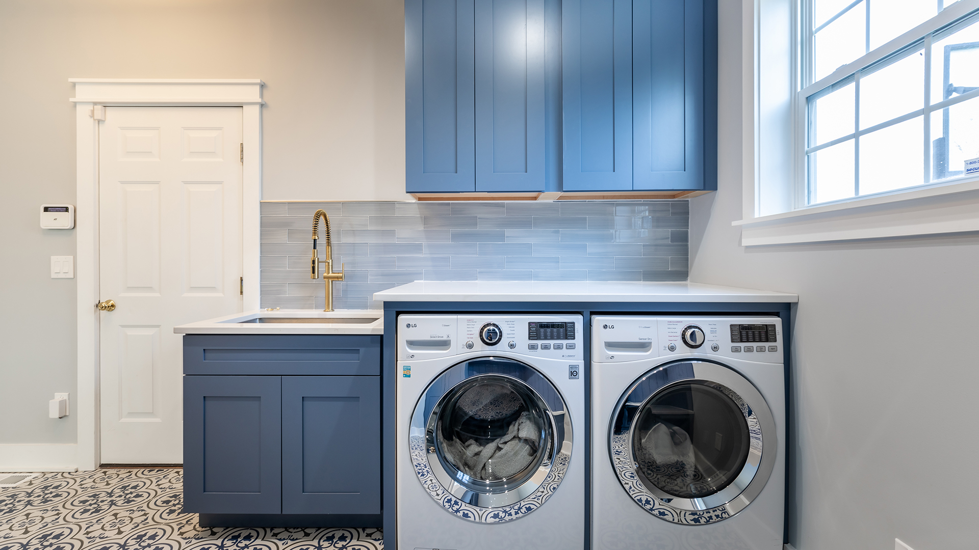 Kitchens – 2302