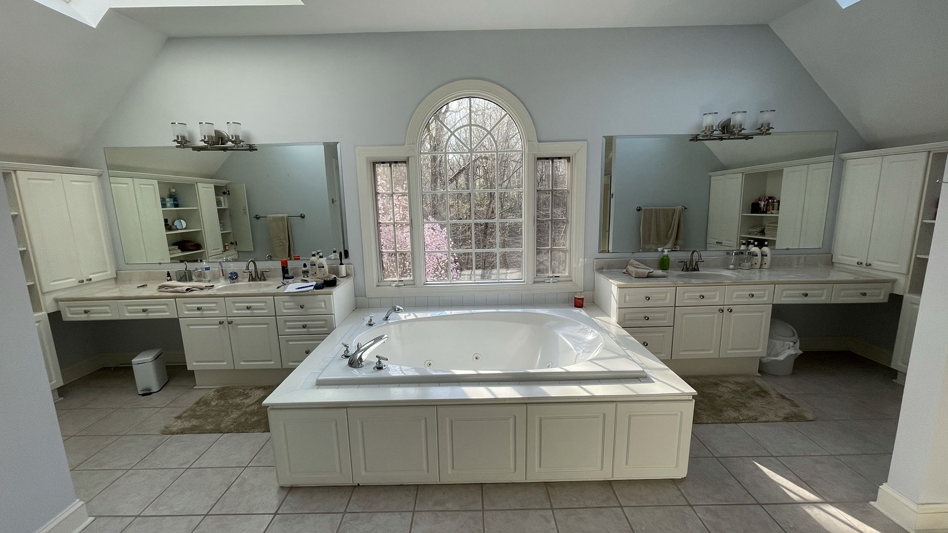 Bathroom – 2301