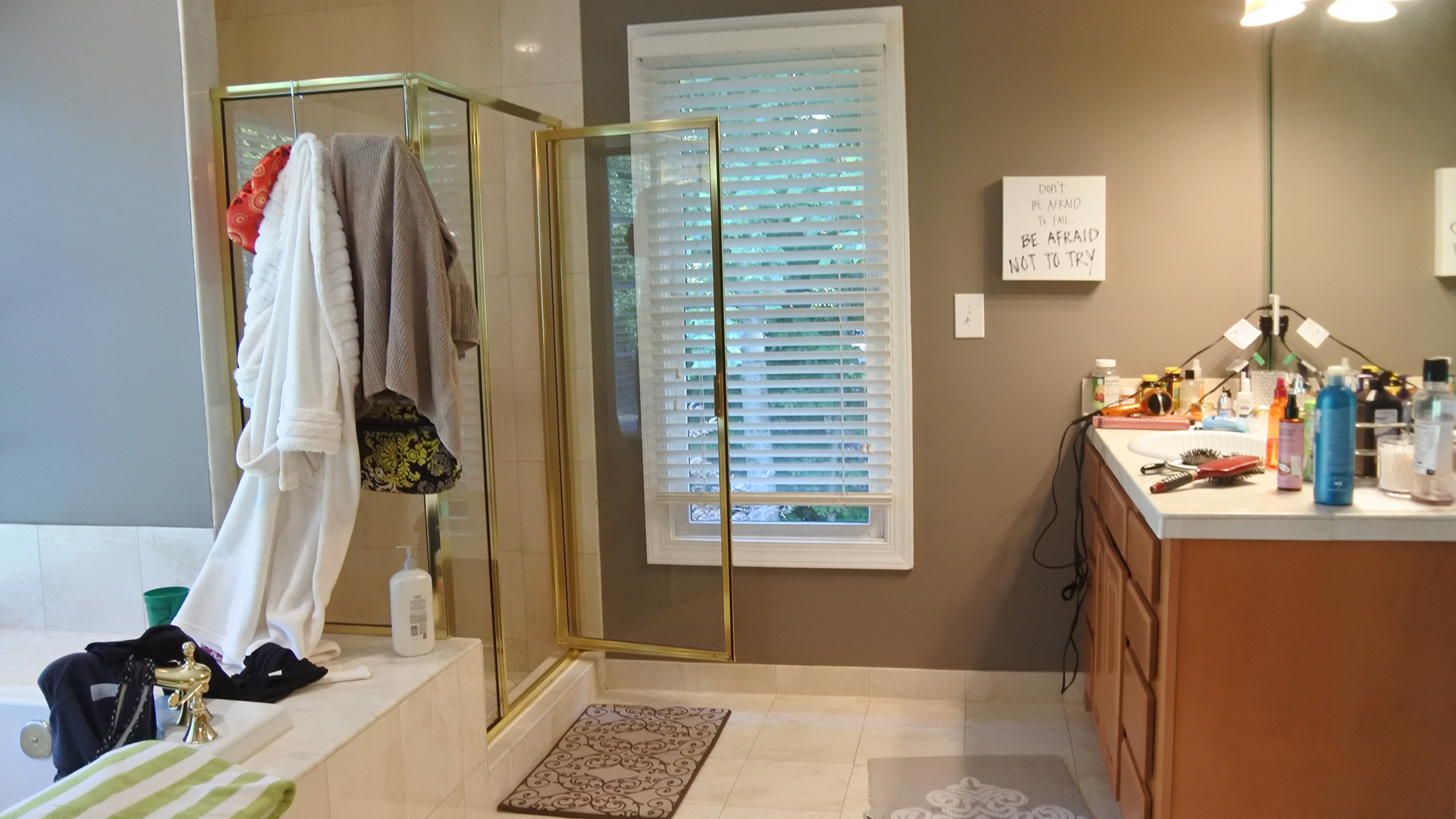Bathroom – 2302