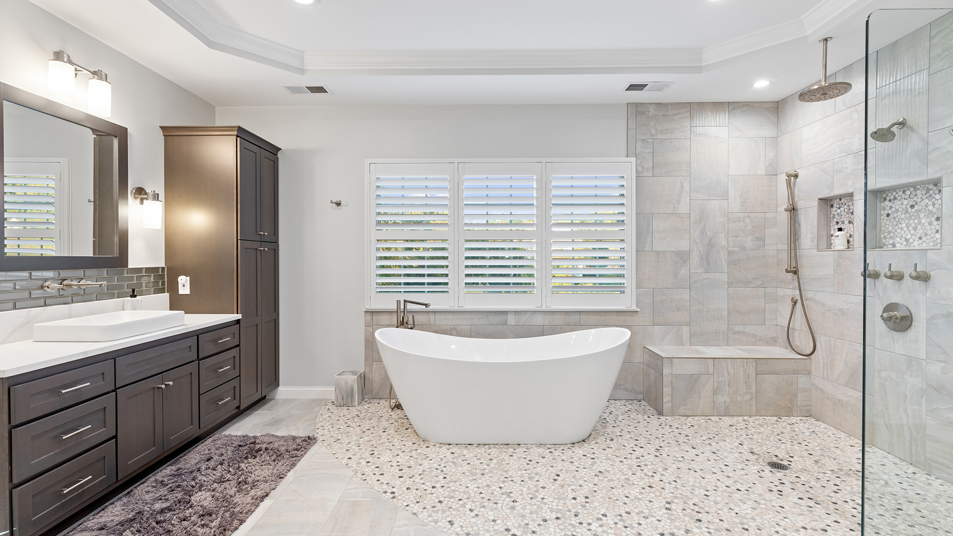 Bathroom – 2307