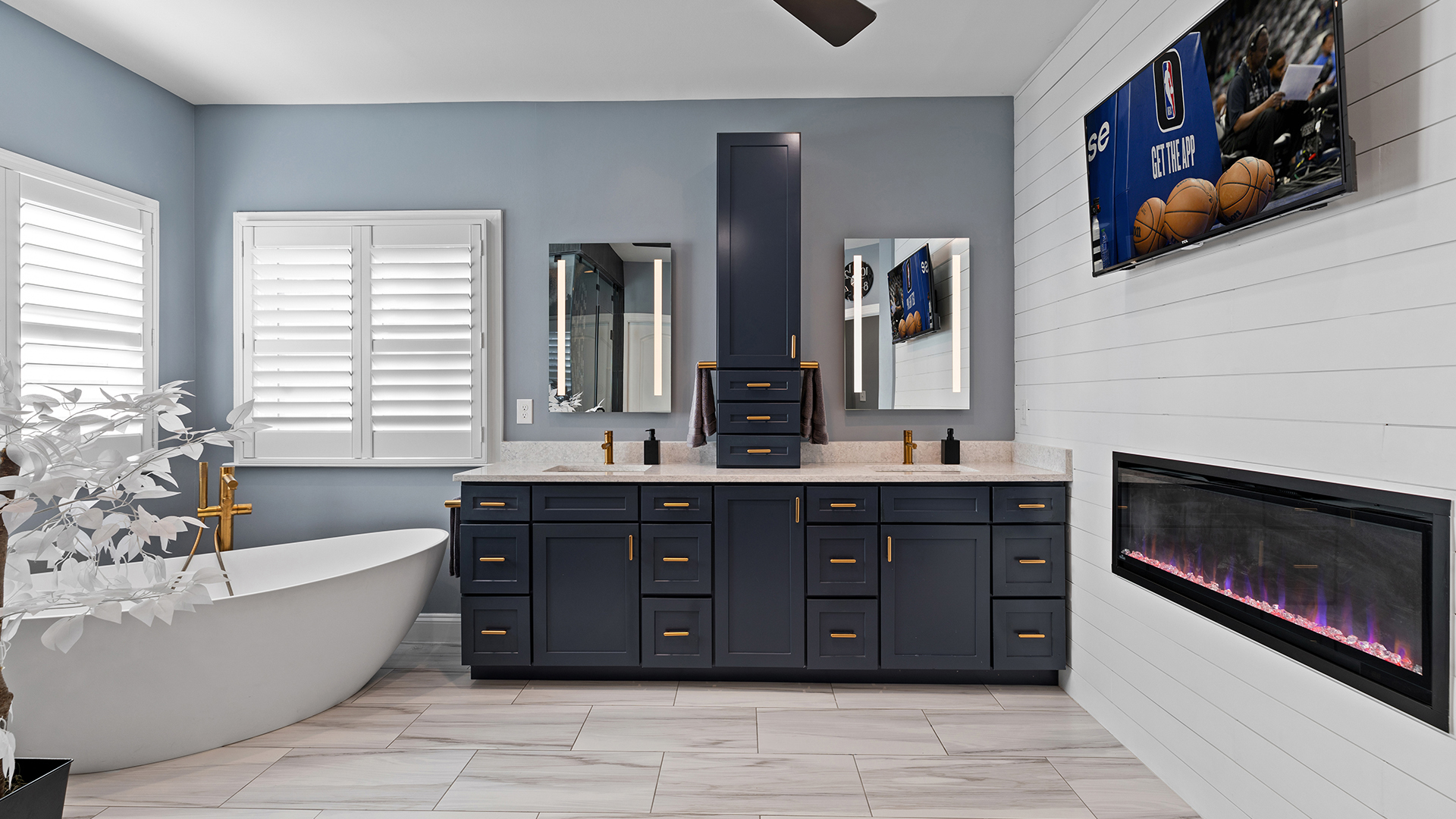 Bathroom - 2401-1