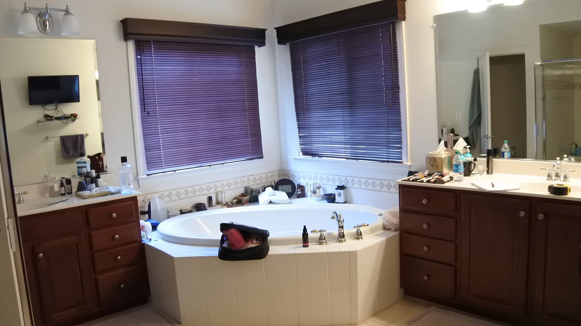 Bathroom – 2401