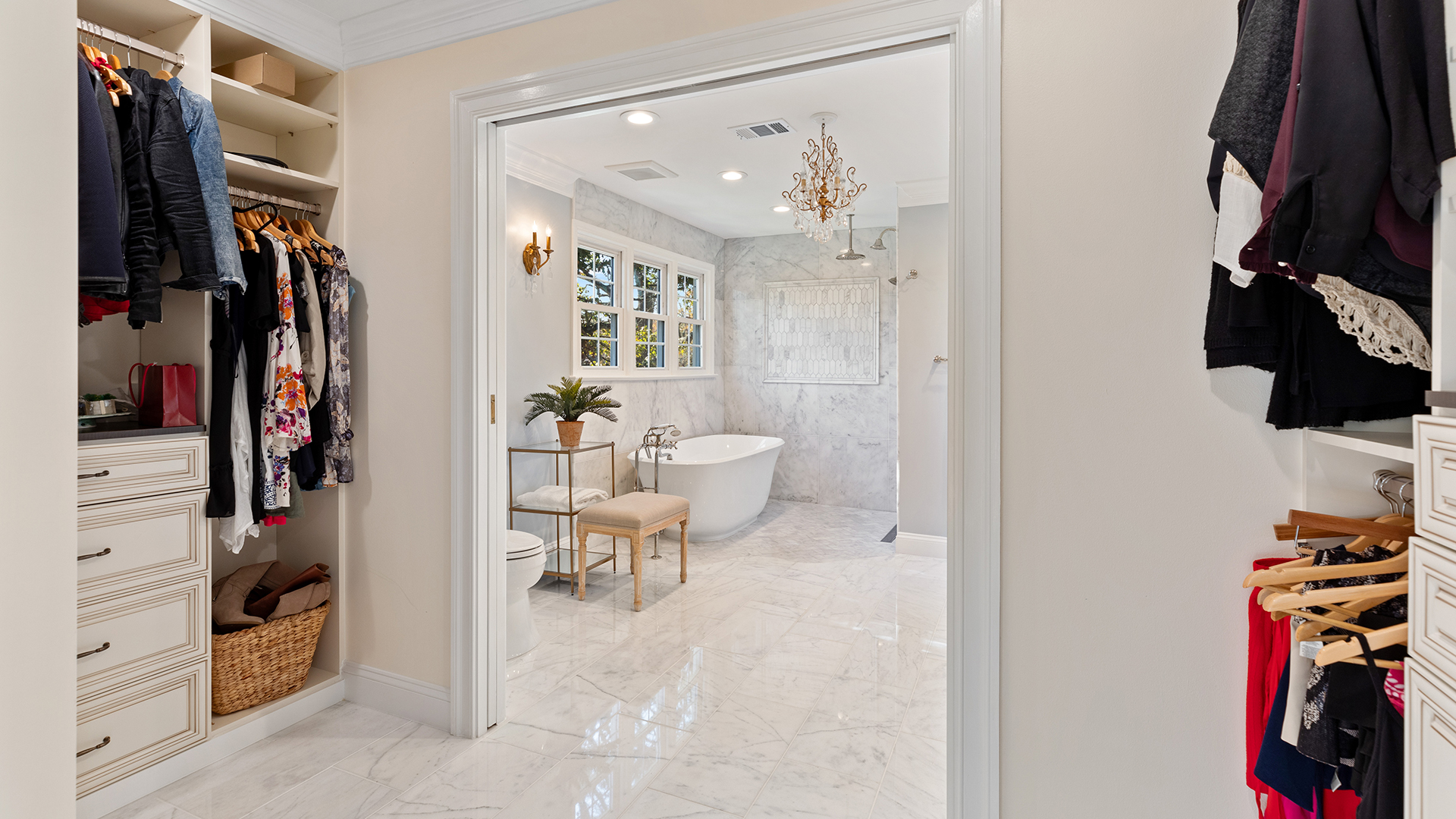 Bathroom - 2402-3