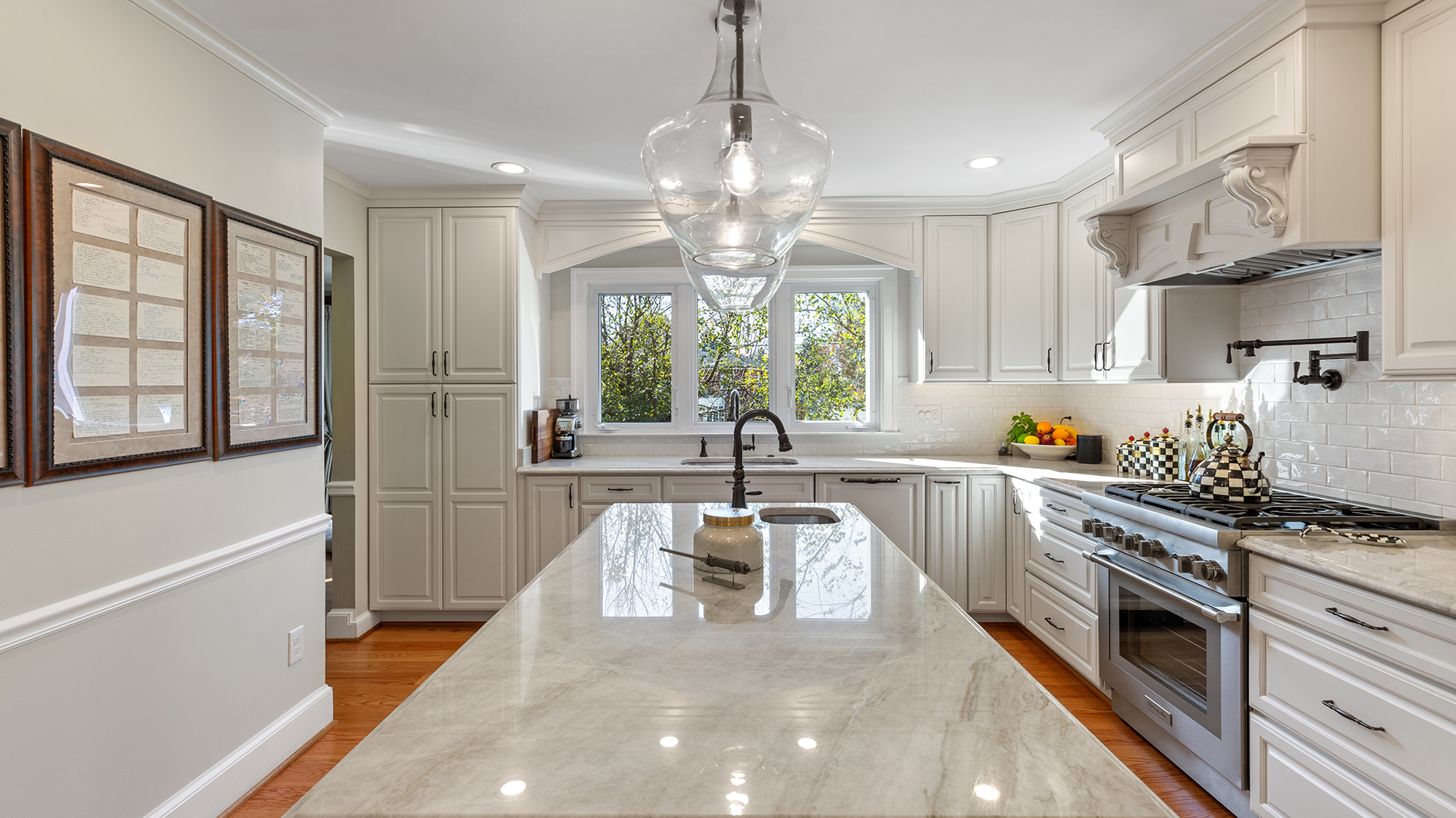 Kitchen - 2406-Featured