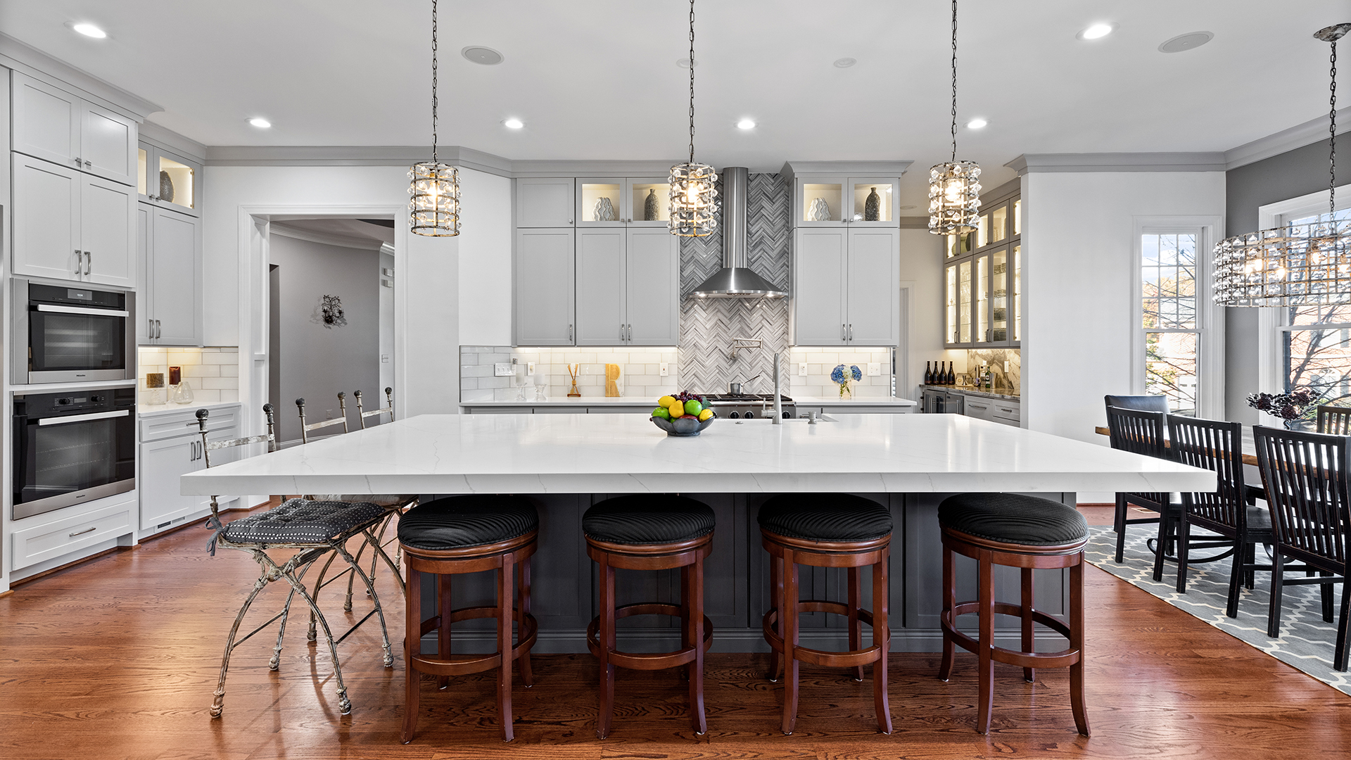 Kitchen -2409-Featured