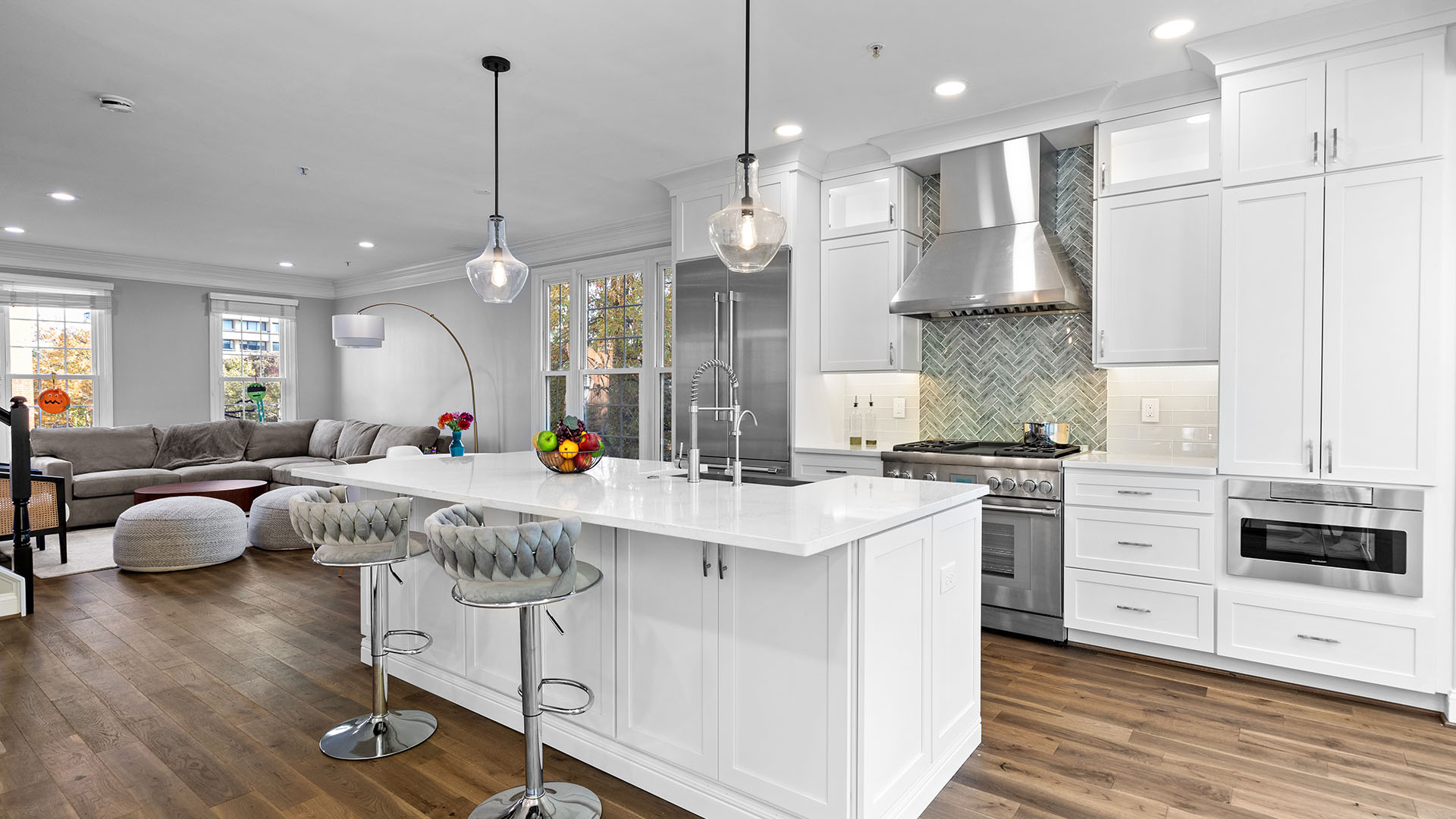 Kitchen - 2410-Featured